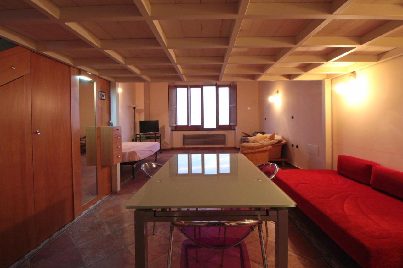 サレルノLoft Panoramico Al Centro Storicoアパートメント エクステリア 写真